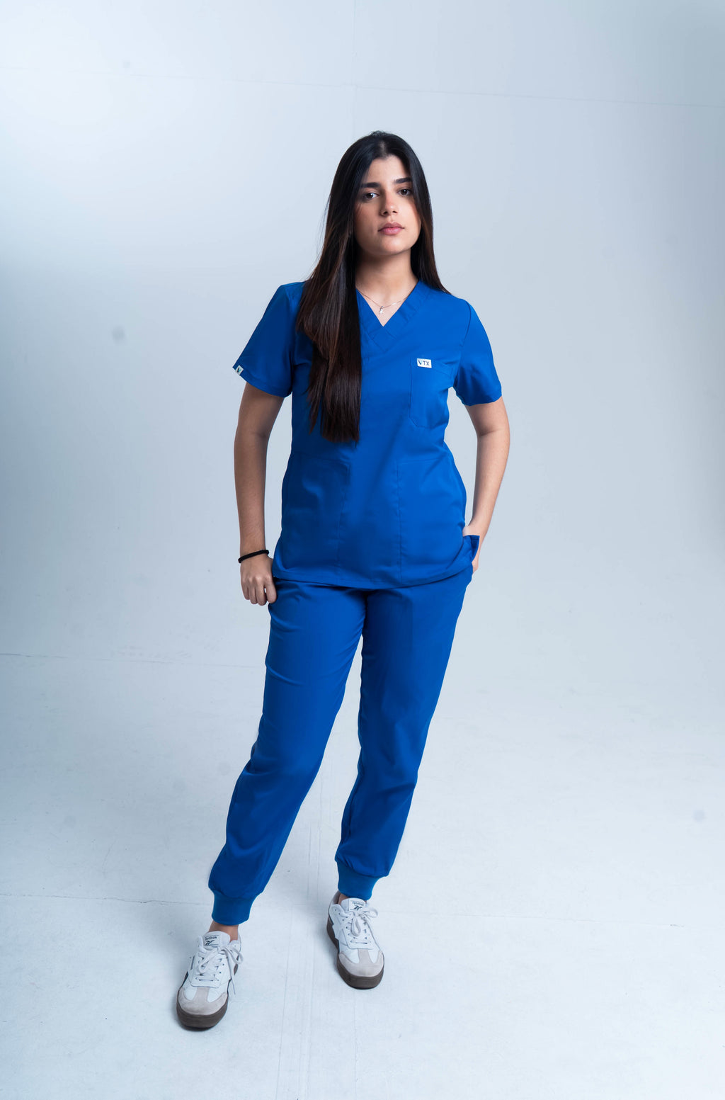 Scrub azul rey