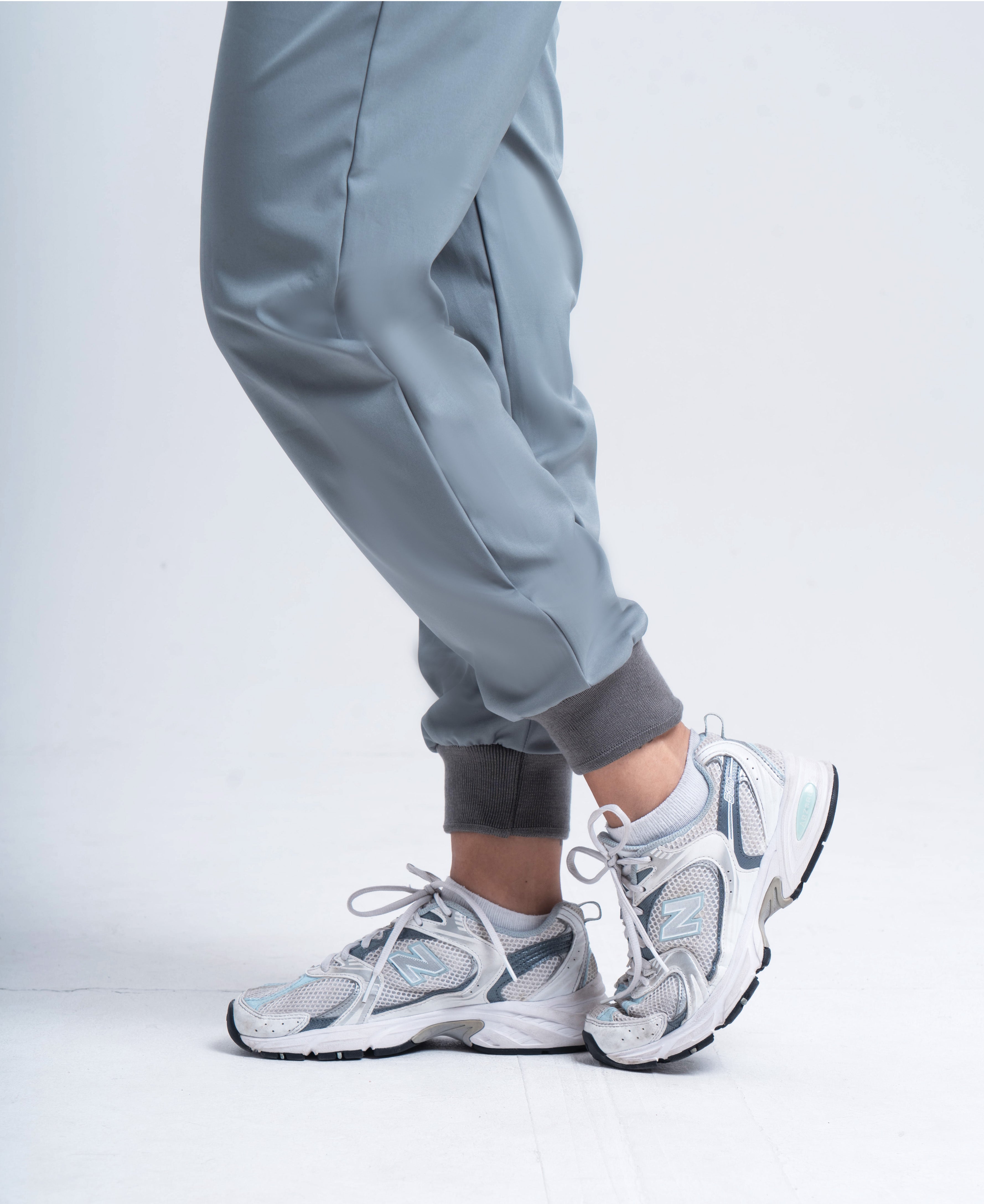 Jogger largo personalizable color gris