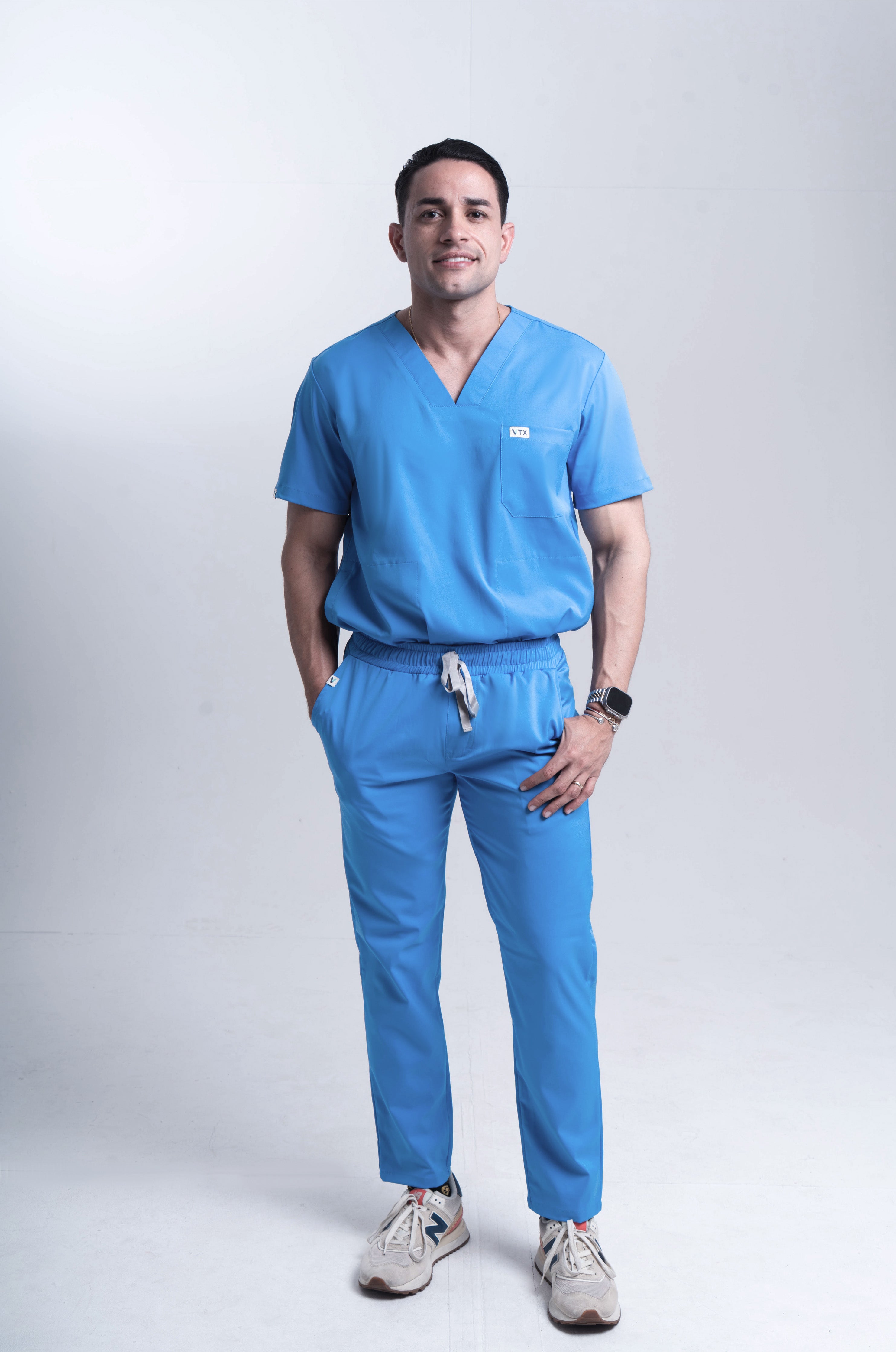 uniforme médico azul cielo