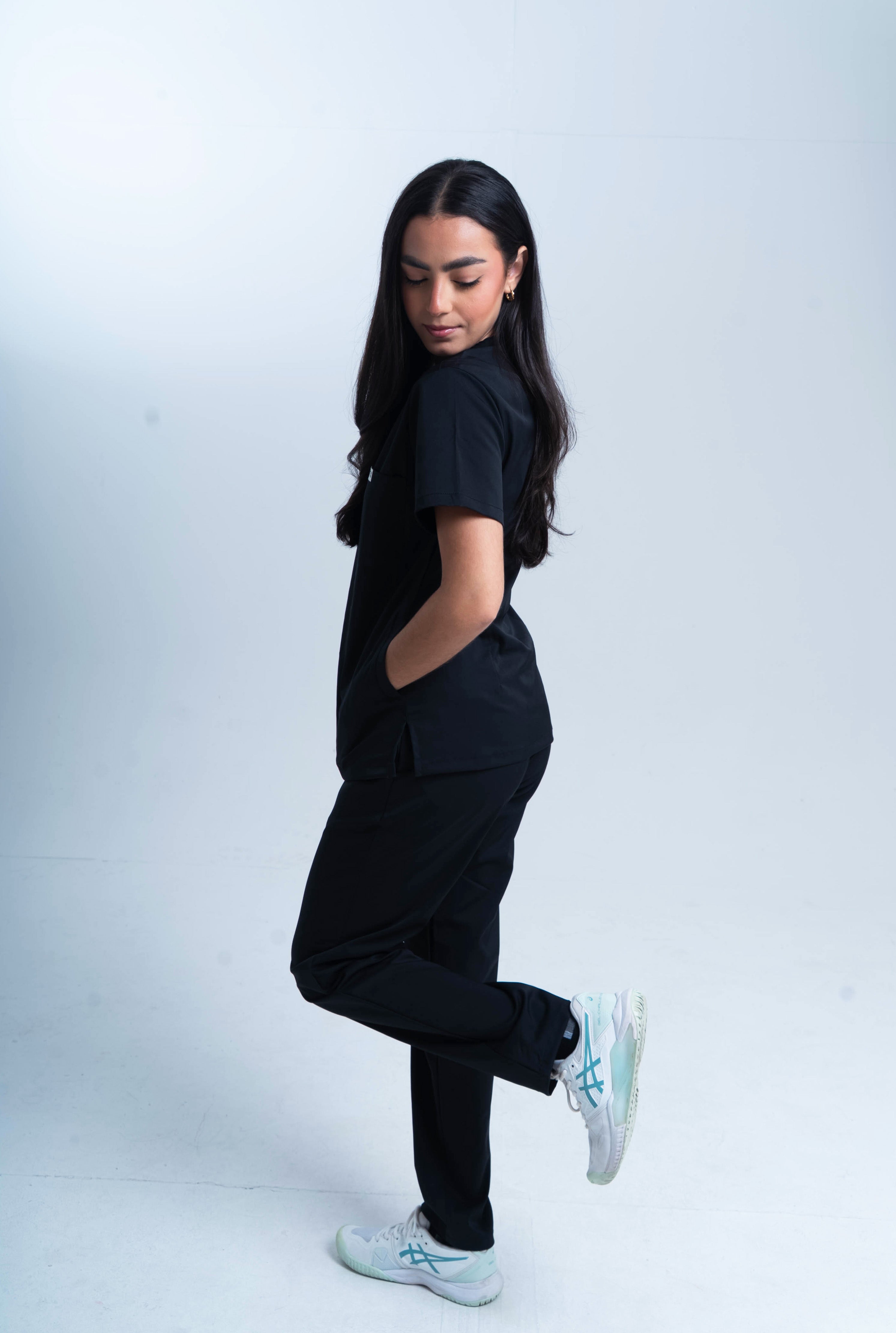 Uniforme negro para mujer pantalón recto