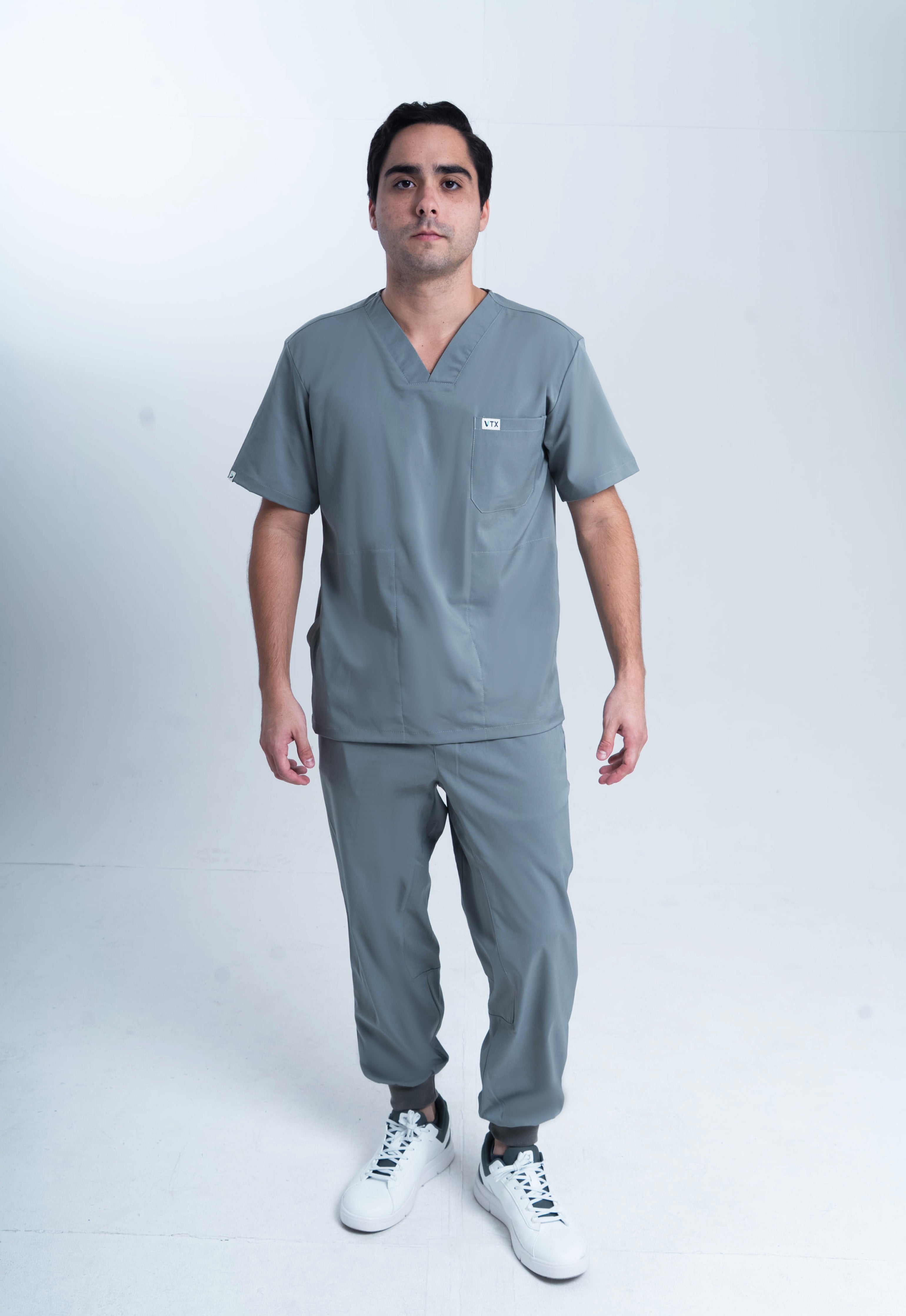 Scrub gris hombre