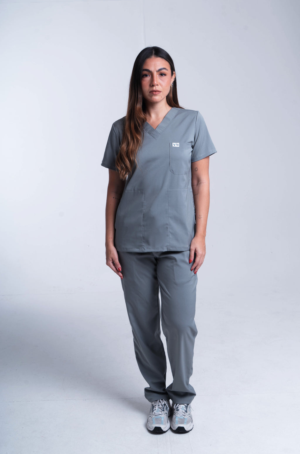 Uniforme de mujer color gris
