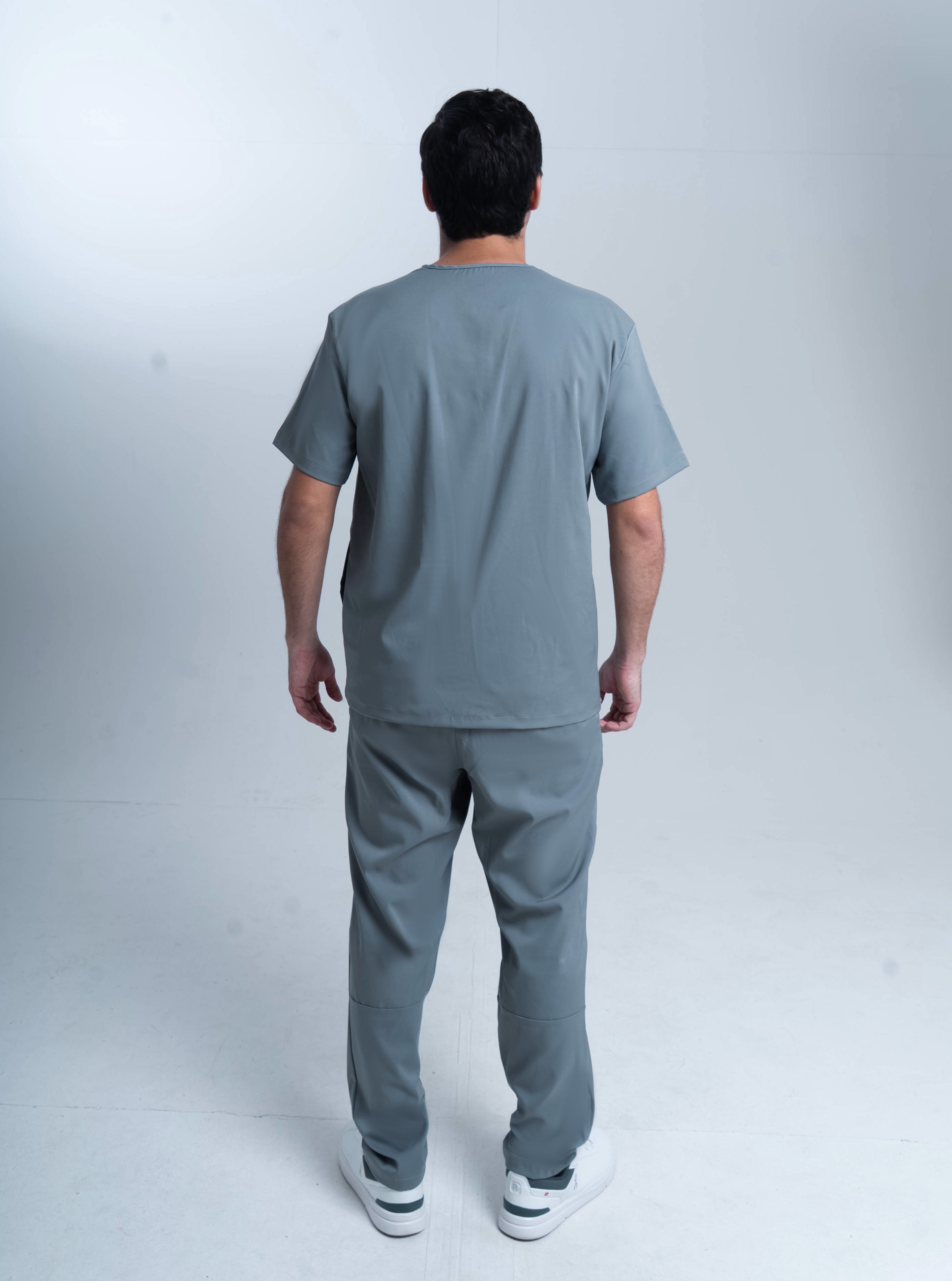 Uniforme médico gris hombre