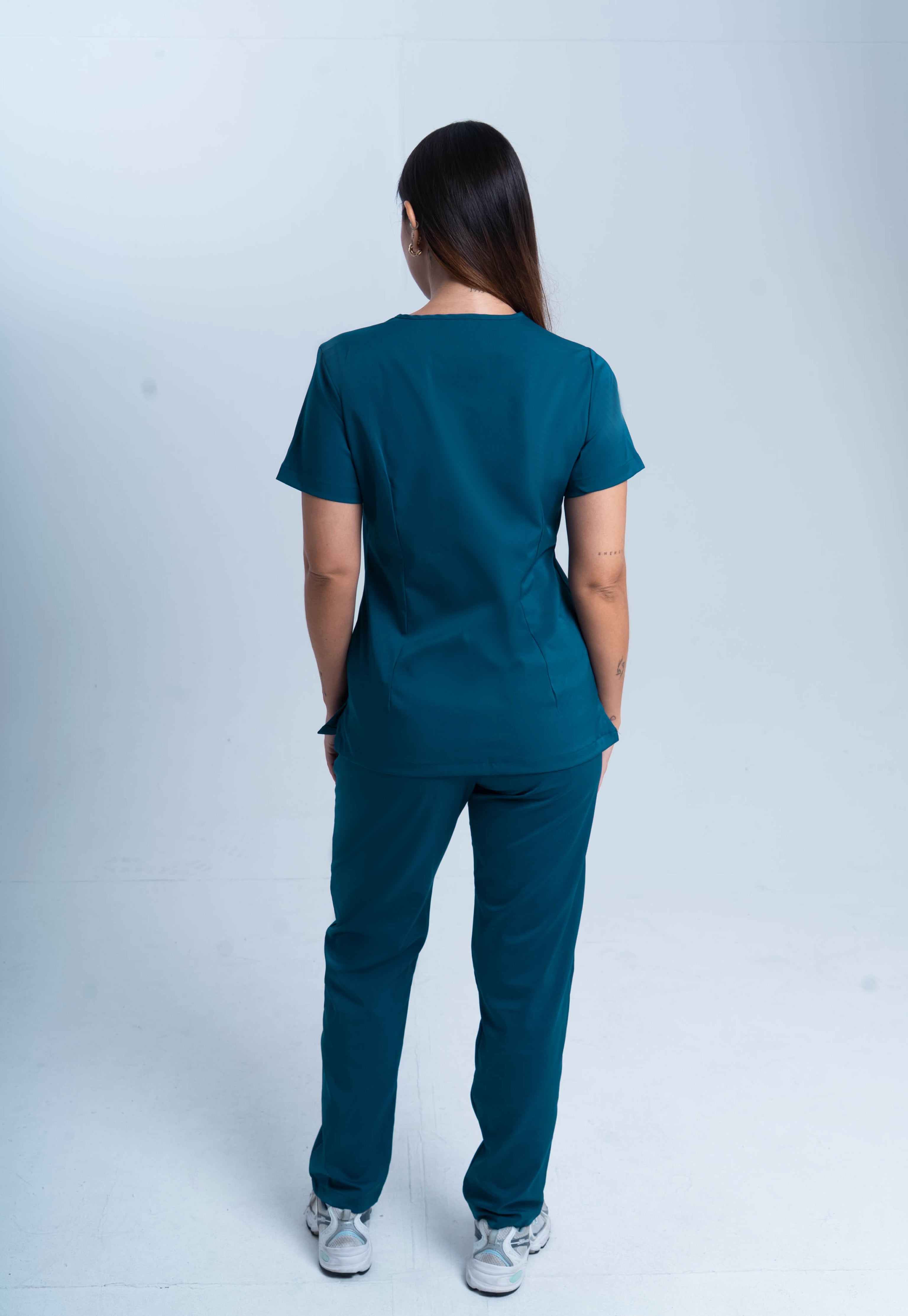 Scrub petroleo mujer