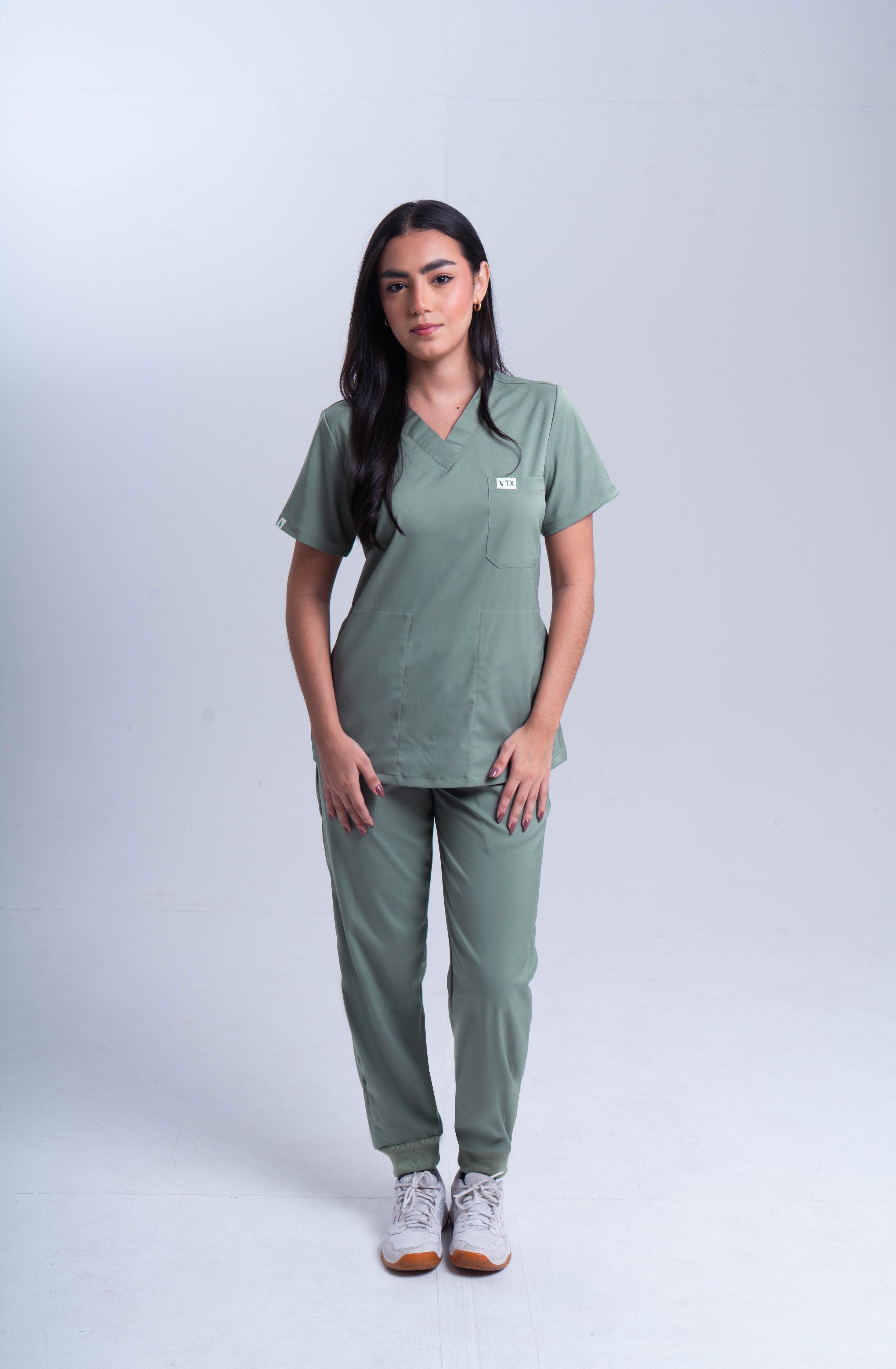 Scrubs verde oliva mujer